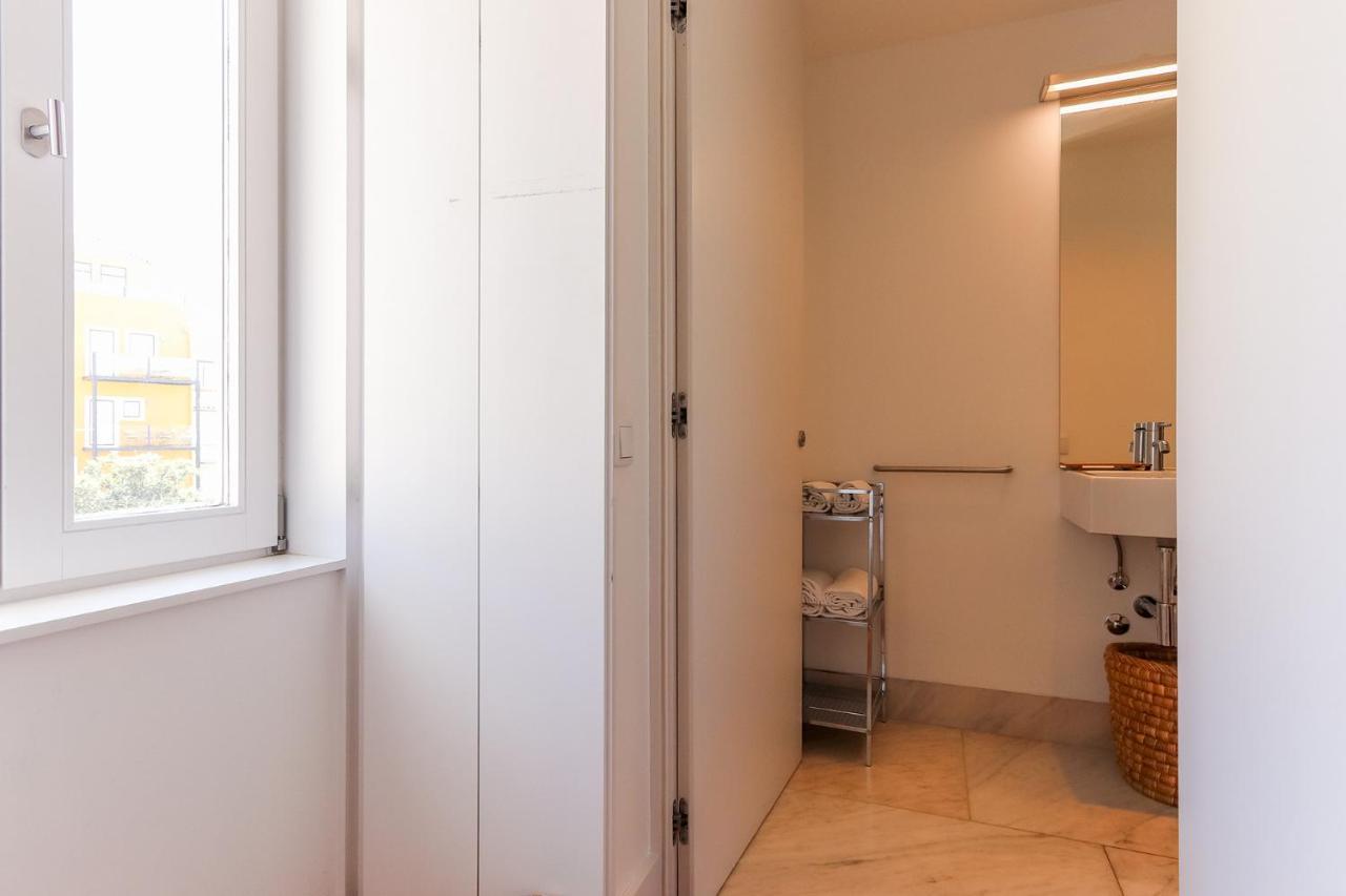 Combro Suites By Homing Lisboa Eksteriør bilde